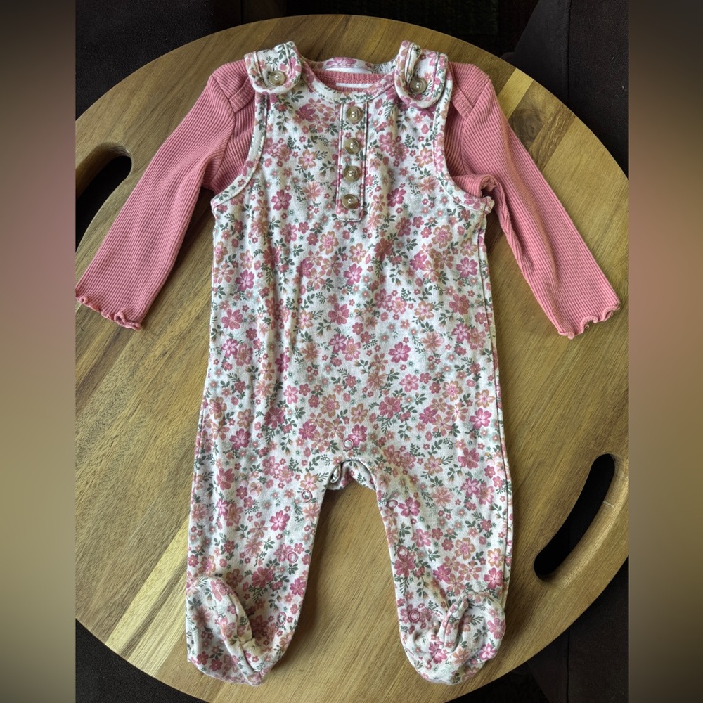 Daisy Fuentes Pink Mauve Floral Footie Outfit Set